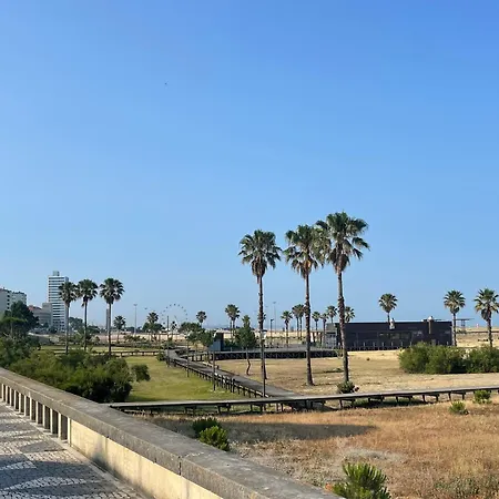 Lägenhet Patio Da Foz - Tres Accueillant Centre-ville